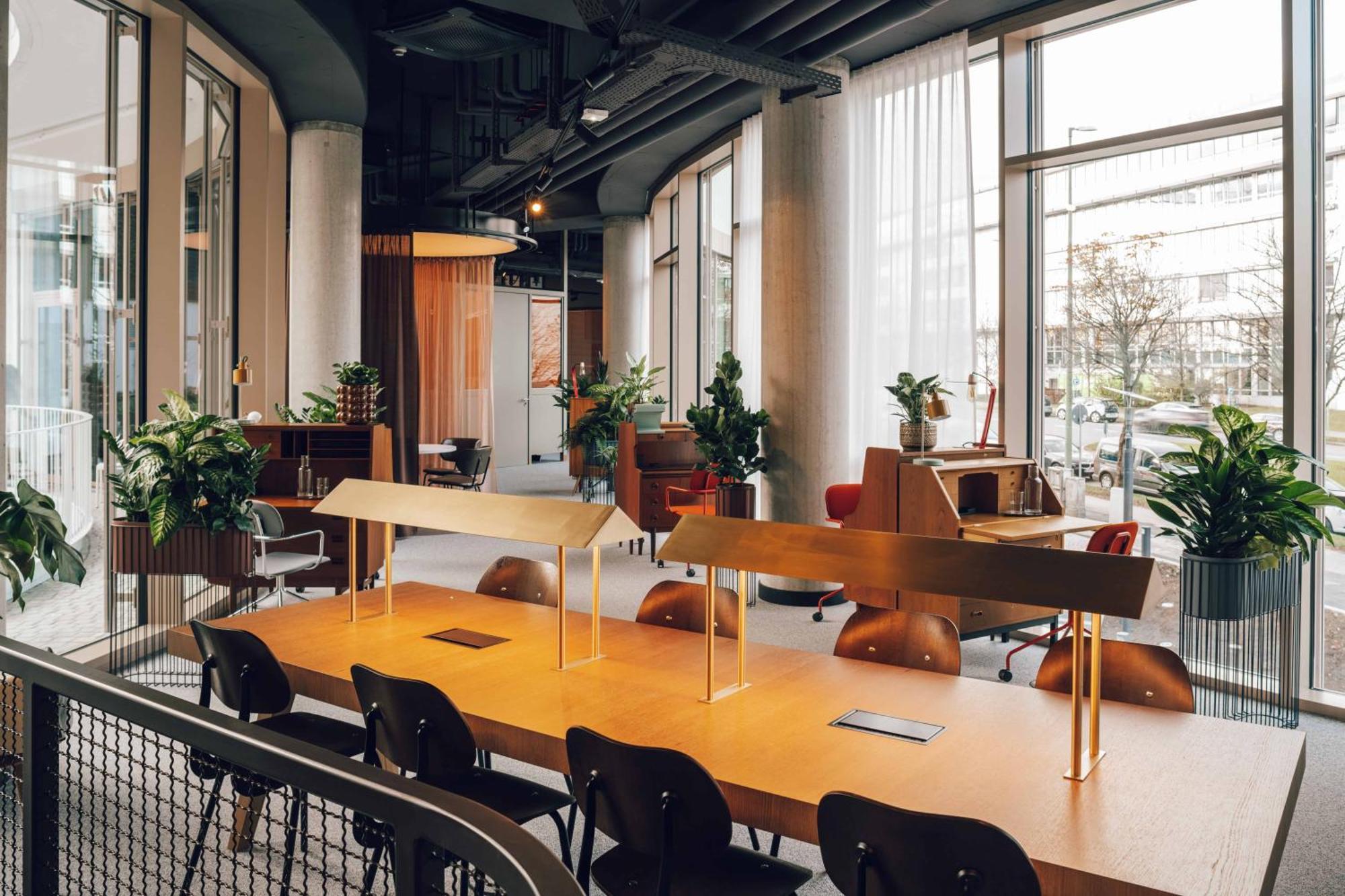 Revo Aparthotel