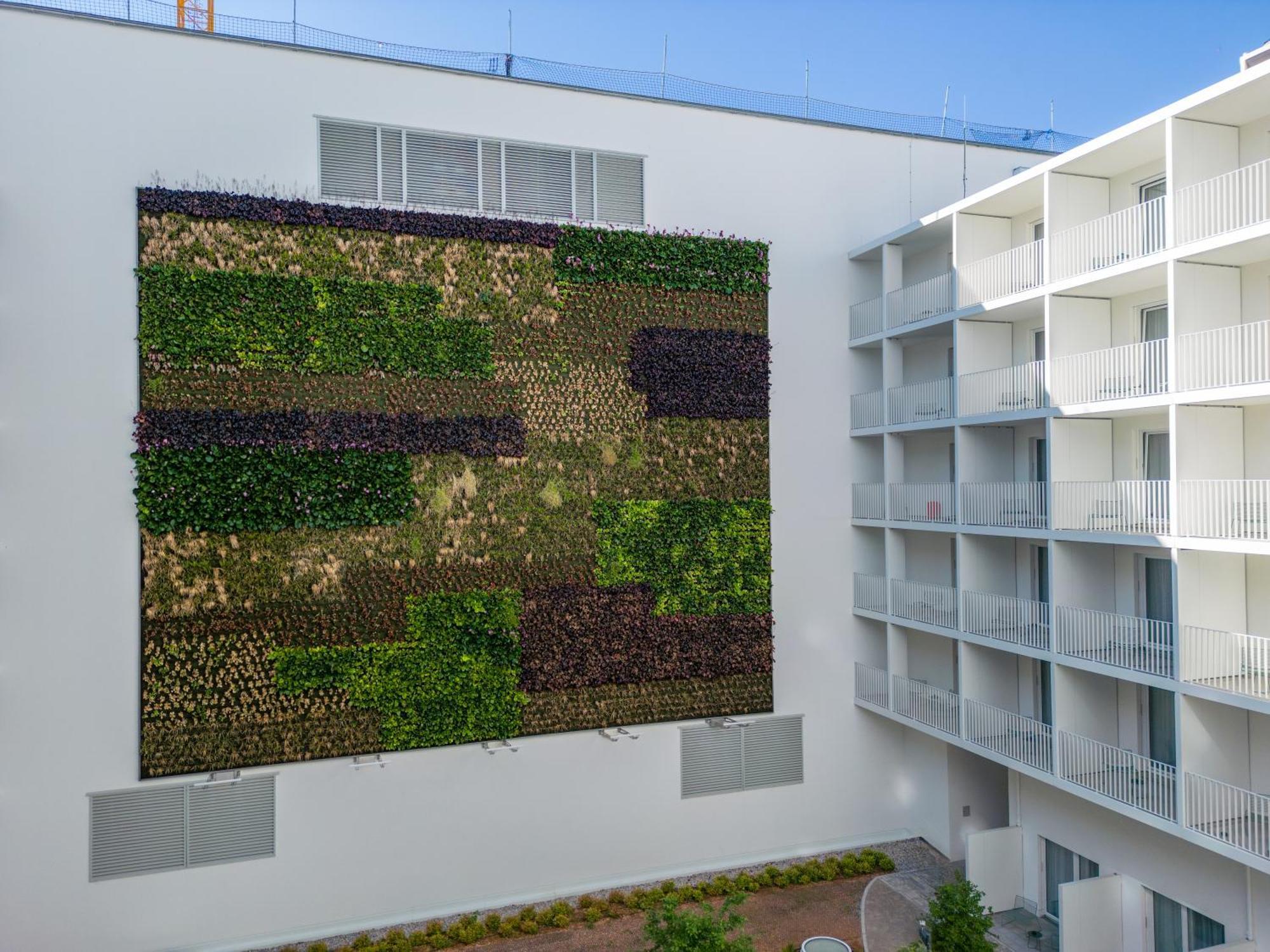 Aparthotel Revo